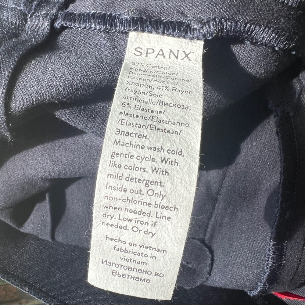 Spanx Polished On-the-Go Kick Flare Pants Black Style 20367R Blue Size Large - Picture 9 of 15